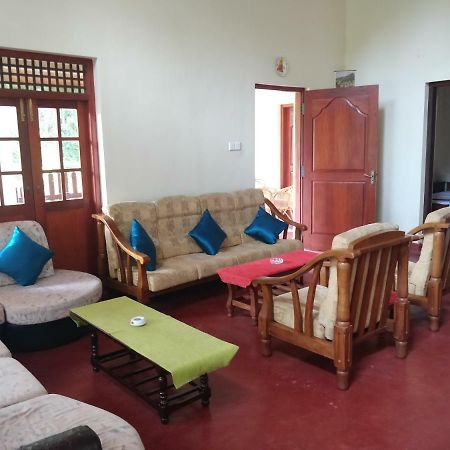 Alfred Colonial Bungalow & Spice Garden Kobbekaduwa エクステリア 写真