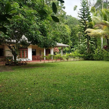 Alfred Colonial Bungalow & Spice Garden Kobbekaduwa エクステリア 写真