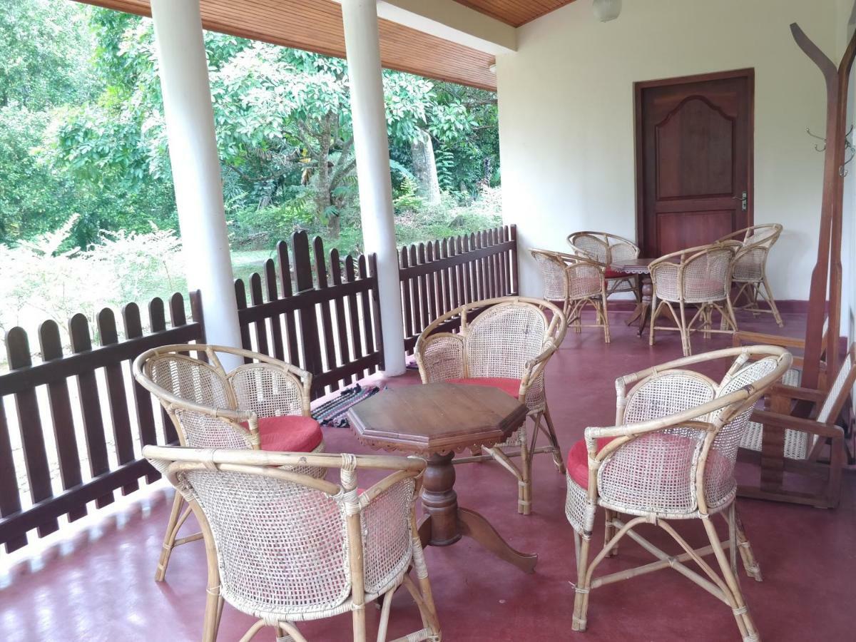 Alfred Colonial Bungalow & Spice Garden Kobbekaduwa エクステリア 写真
