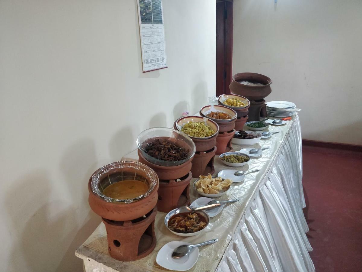 Alfred Colonial Bungalow & Spice Garden Kobbekaduwa エクステリア 写真